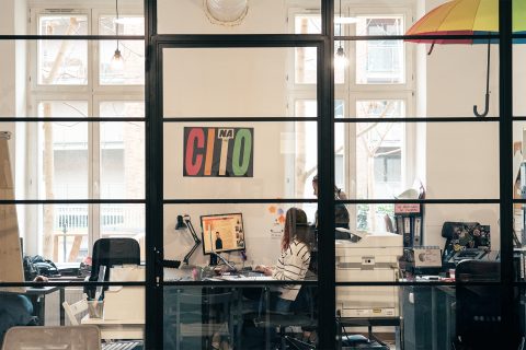 PRACA W&nbsp;NOMADZIE. POSZUKUJEMY OSÓB CASEWORKERSKICH